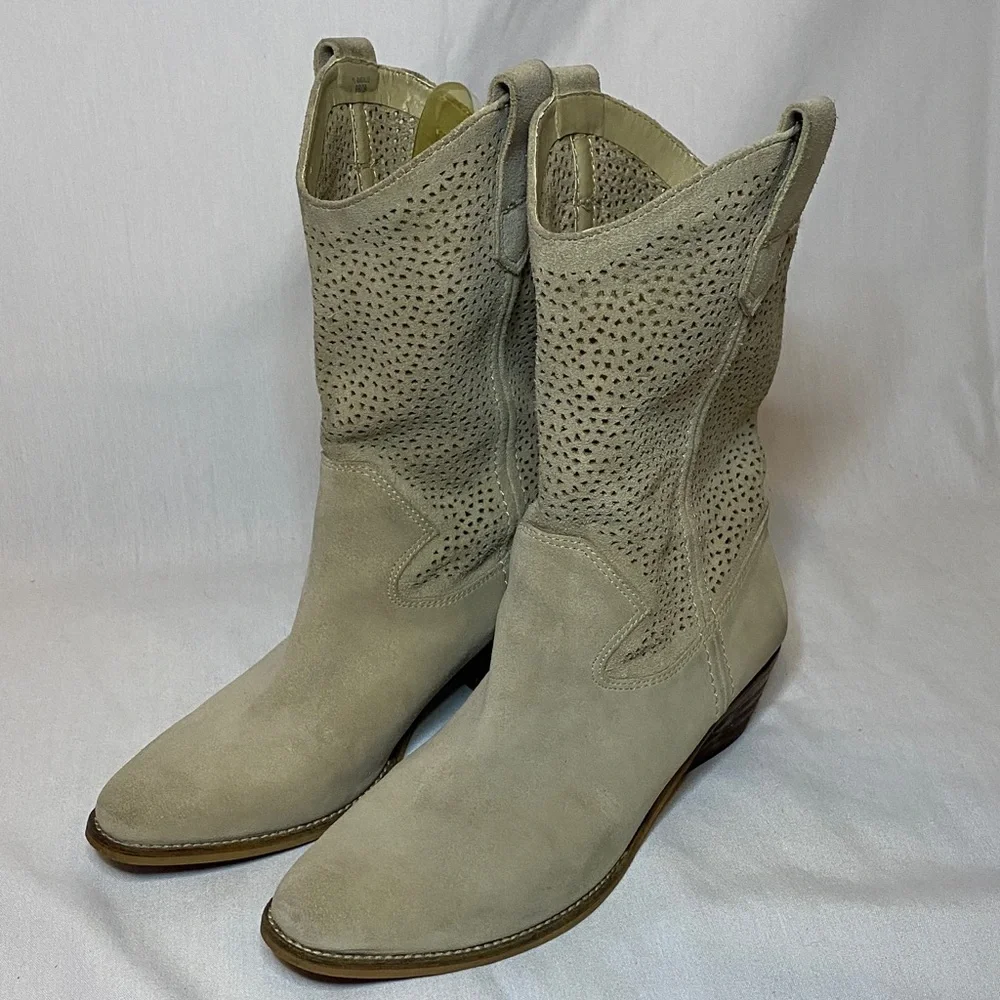 BCBGeneration Perforated Heeled Boots - Picture 2 of 13